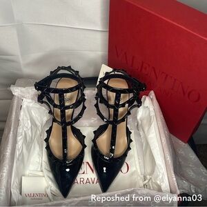 Valentino Garavani Black Kitten Heels Size 37